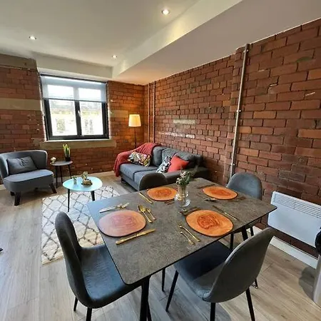 K Suites - 320 Conditioning House Apartment