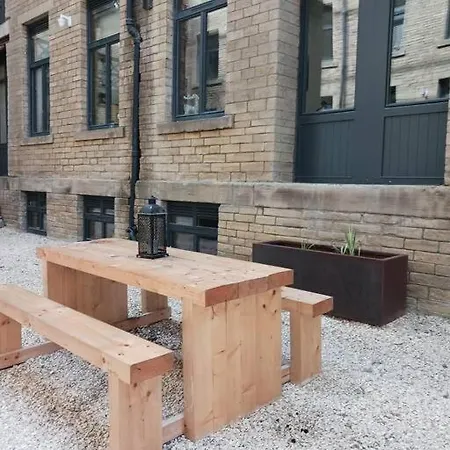 Apartment K Suites - 320 Conditioning House Bradford (West Yorkshire)